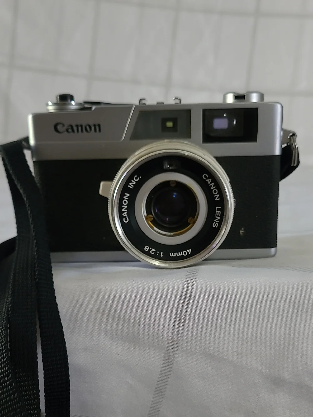 Canon Vintage 40mm Film Camera in Silver and Black Not Tested PARTS ONLY